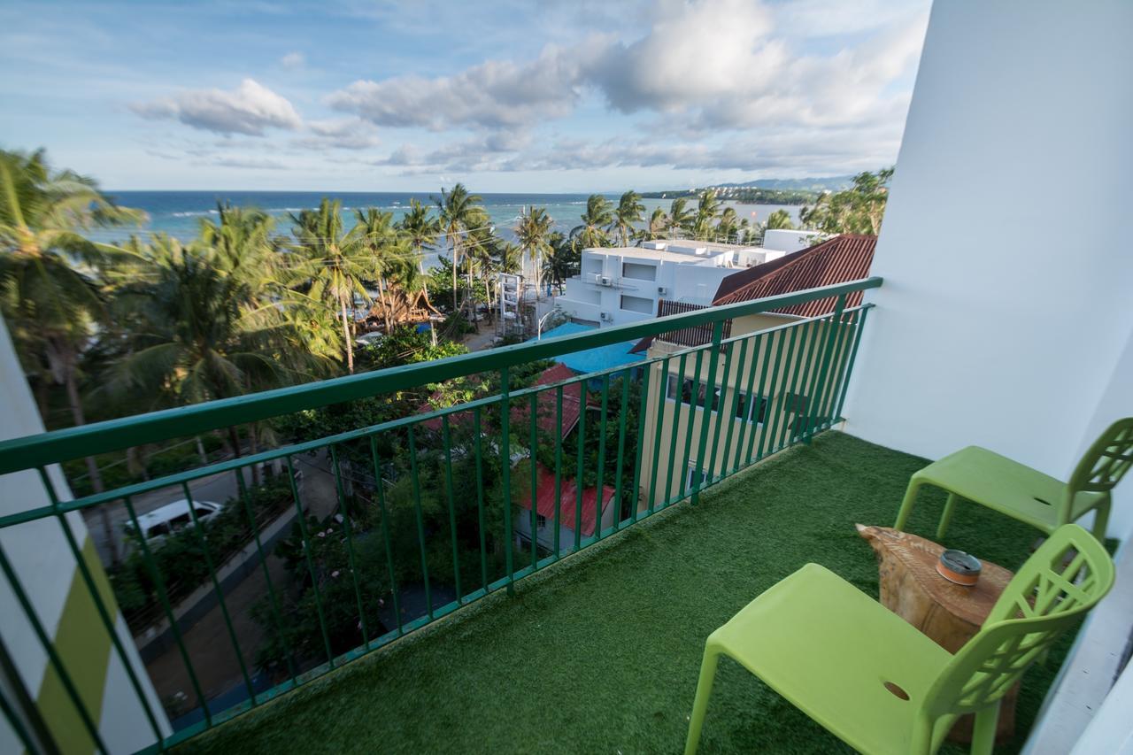Luxeview Hotel Balabag  Екстериор снимка