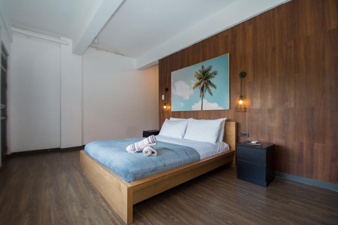 Luxeview Hotel Balabag  Екстериор снимка