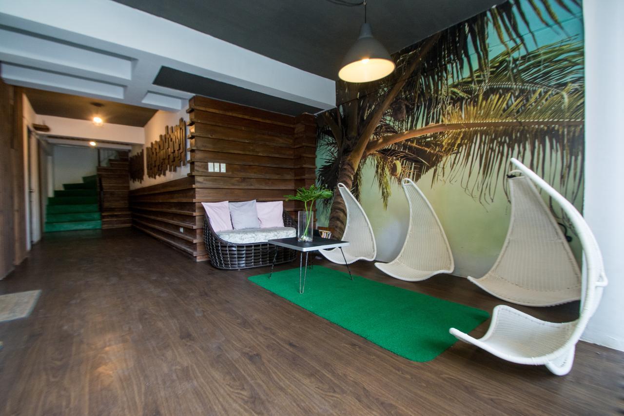 Luxeview Hotel Balabag  Екстериор снимка