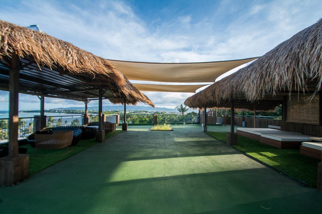 Luxeview Hotel Balabag  Екстериор снимка