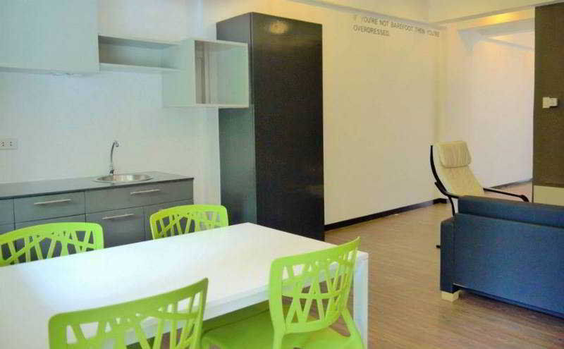 Luxeview Hotel Balabag  Екстериор снимка