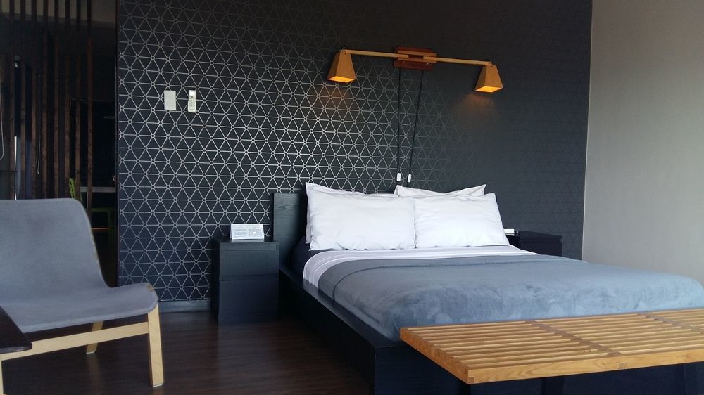 Luxeview Hotel Balabag  Екстериор снимка