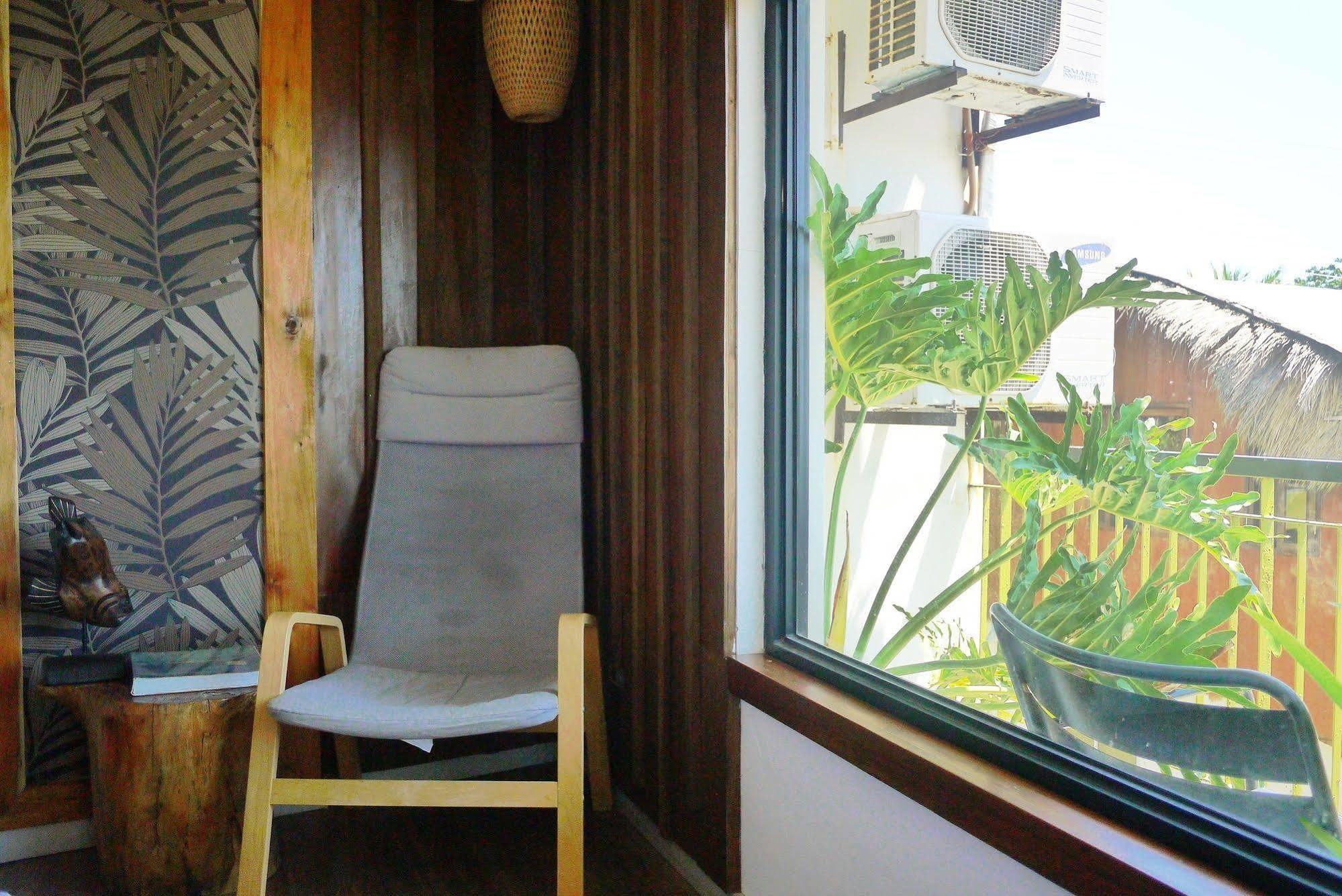 Luxeview Hotel Balabag  Екстериор снимка