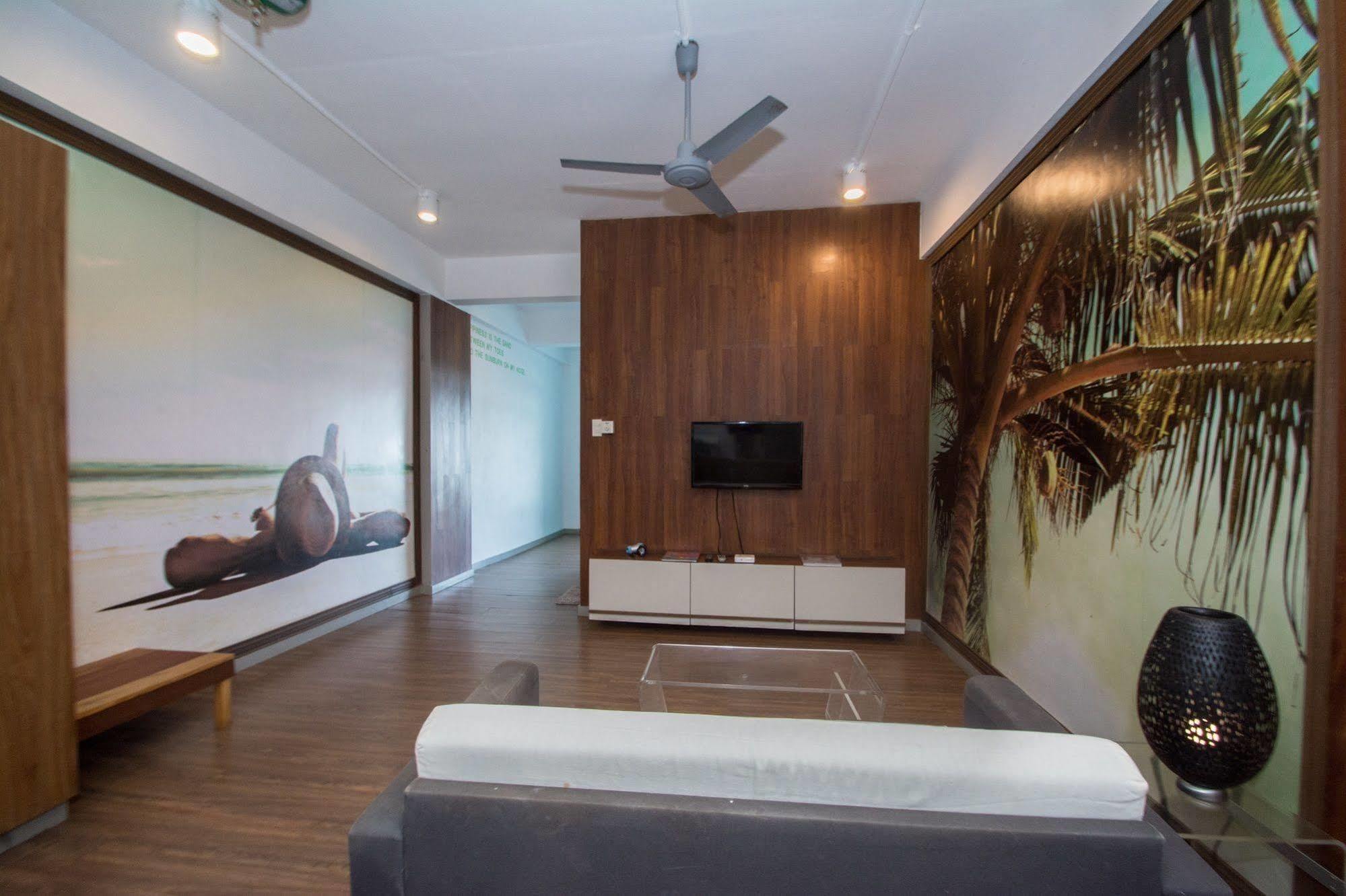 Luxeview Hotel Balabag  Екстериор снимка