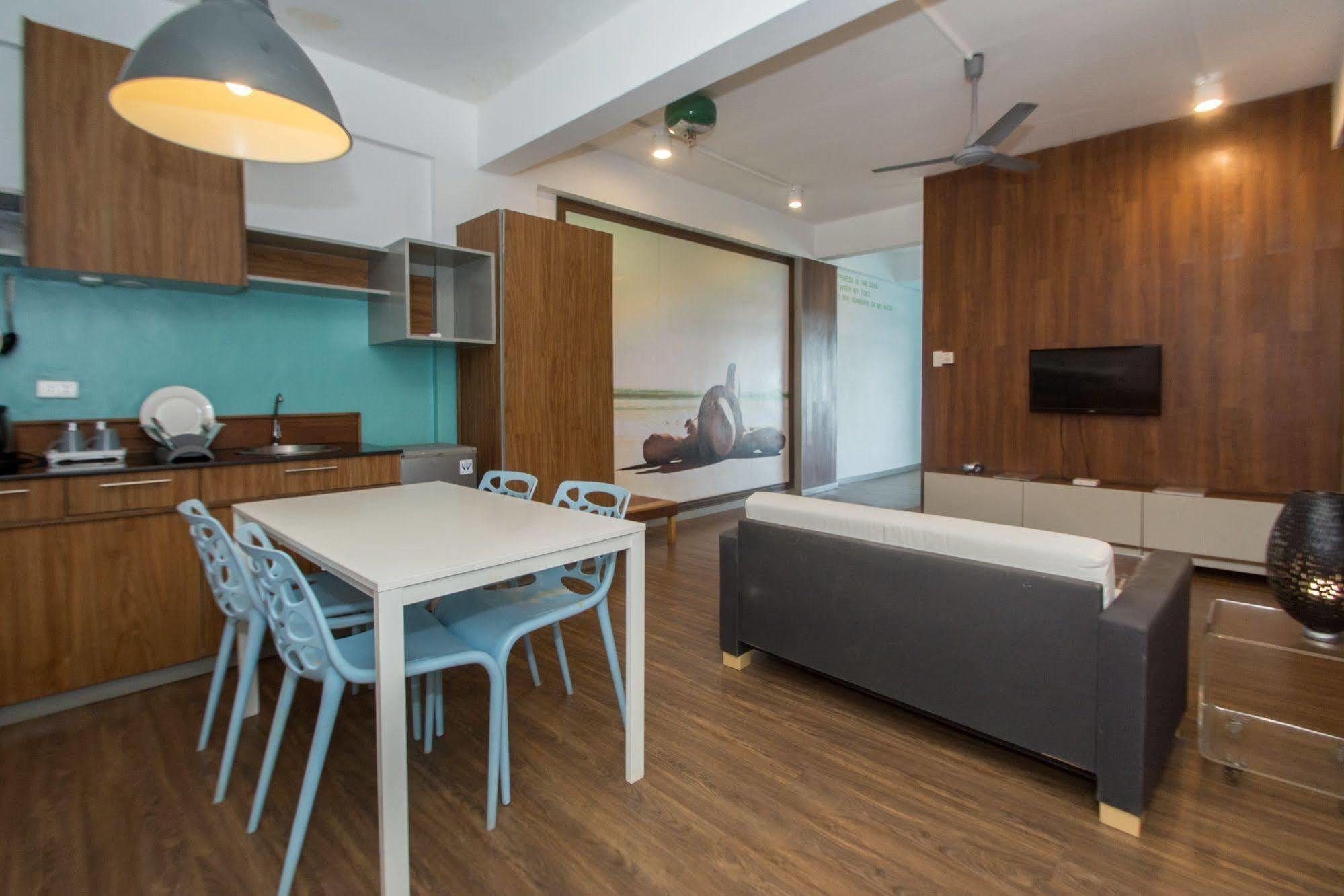Luxeview Hotel Balabag  Екстериор снимка
