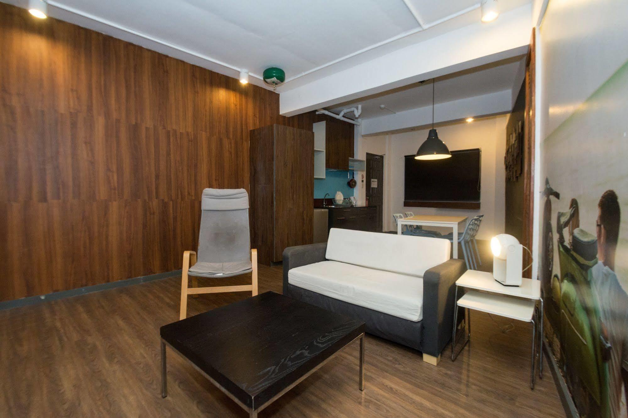 Luxeview Hotel Balabag  Екстериор снимка